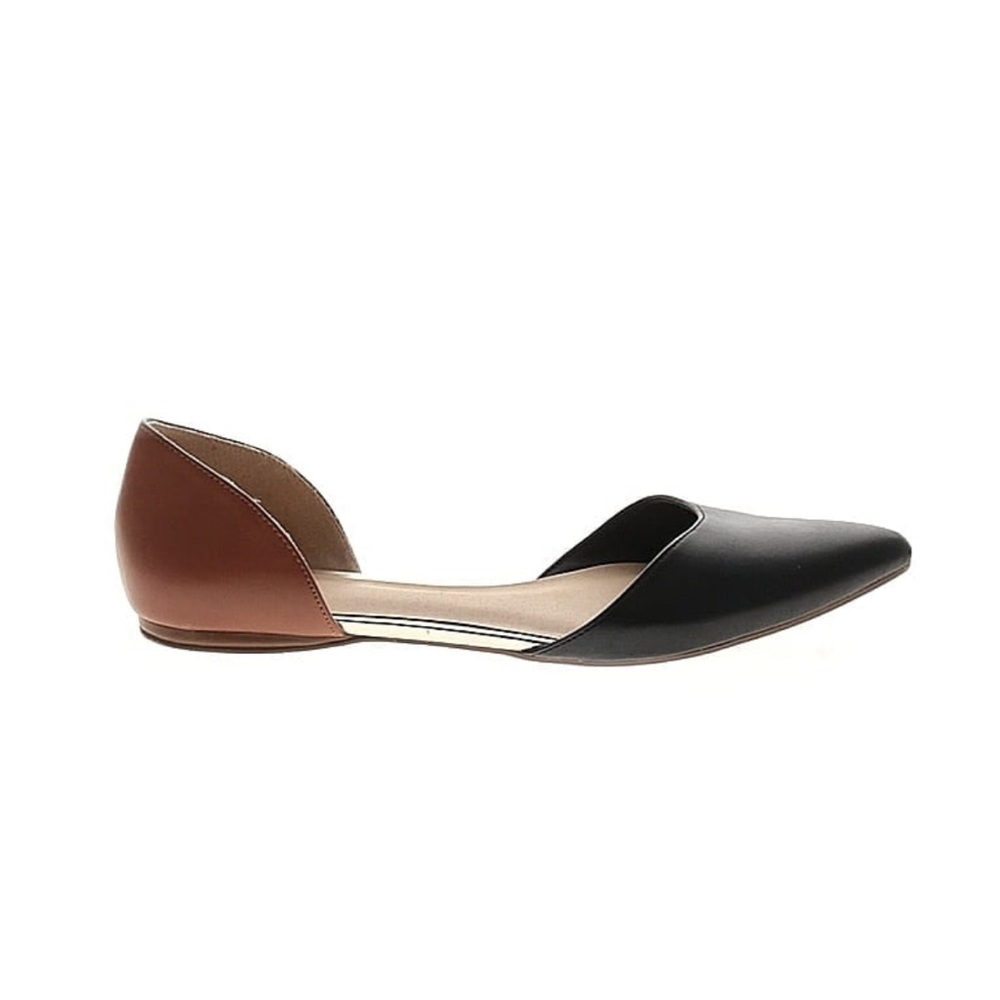 Brown & Black Apt 9. Size 8 Flats.